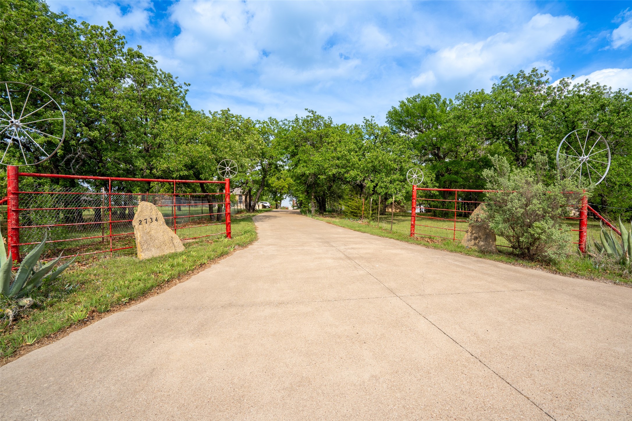 2734 Pear Orchard Road Granbury TX 76048