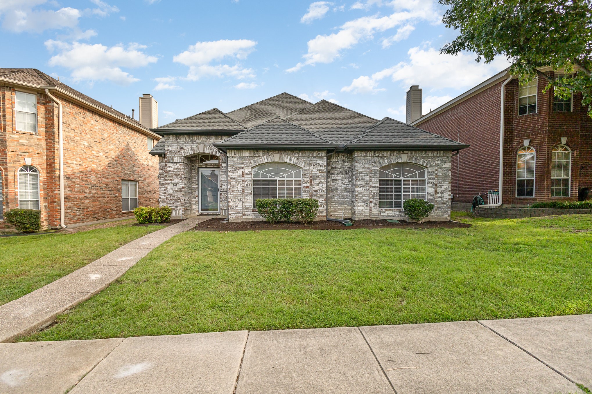 606 White Oak Street Allen TX 75002