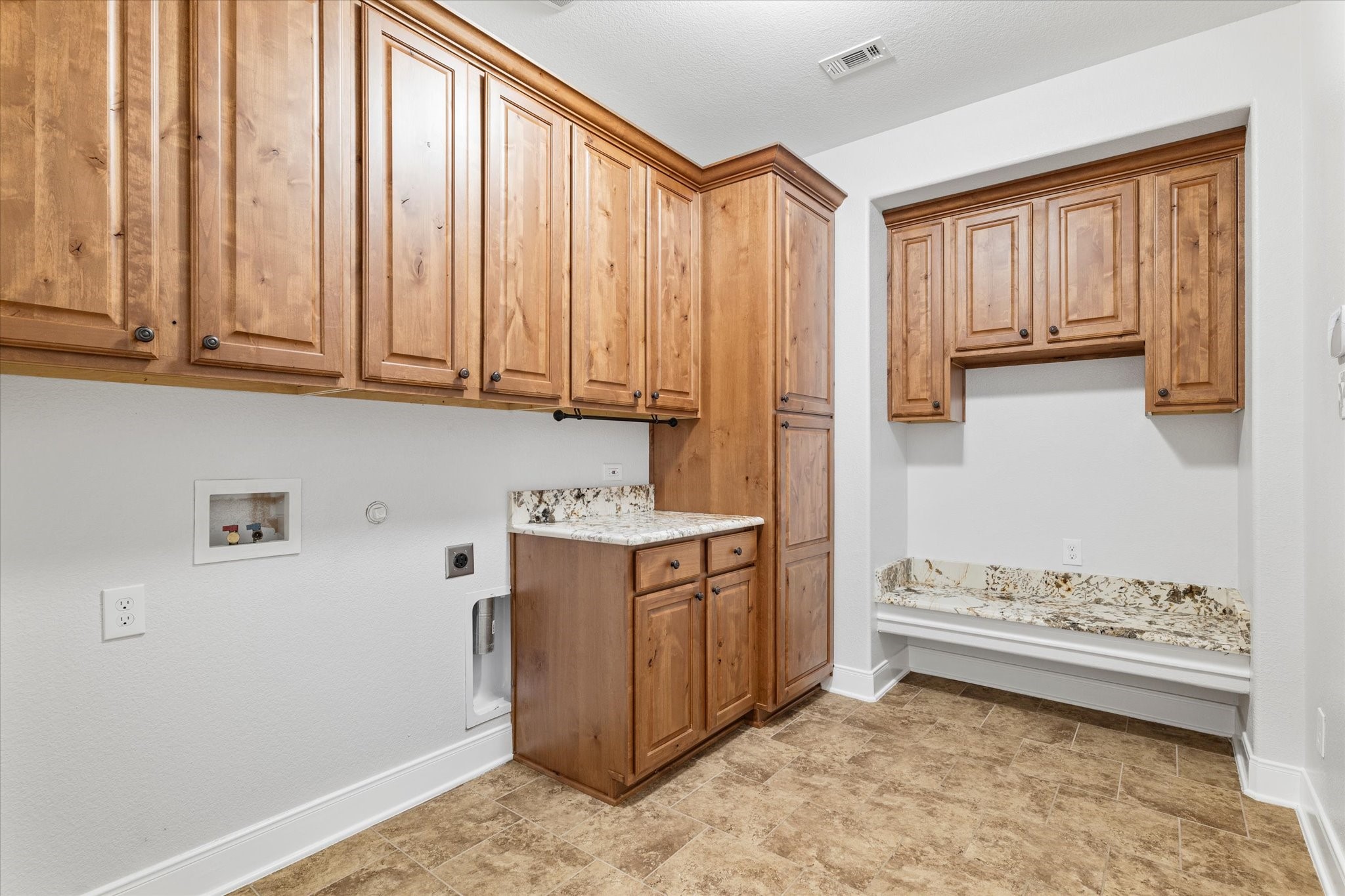 402 N Parkway Drive Alvarado TX 76009