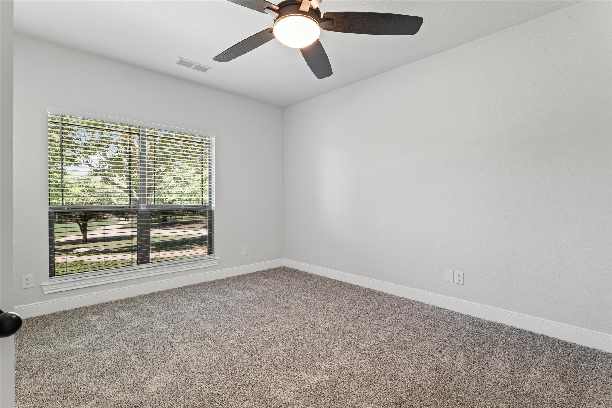 402 N Parkway Drive Alvarado TX 76009