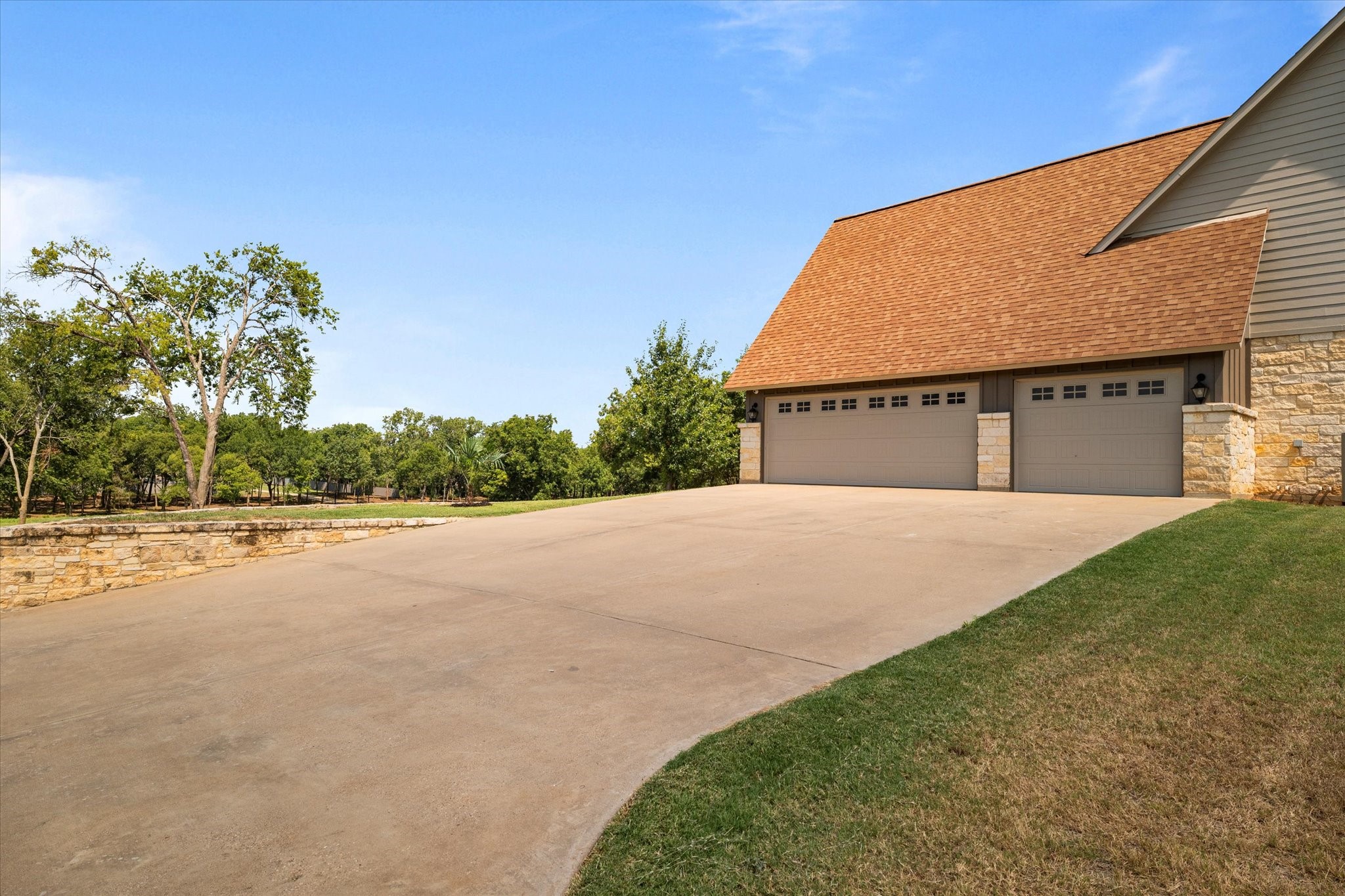402 N Parkway Drive Alvarado TX 76009