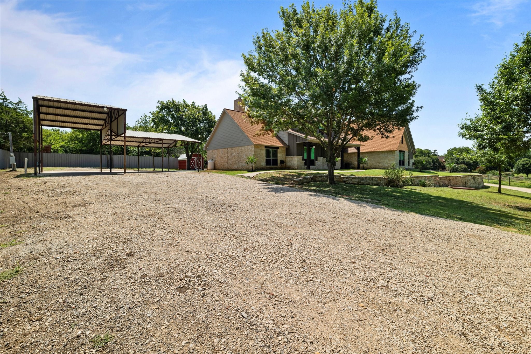 402 N Parkway Drive Alvarado TX 76009