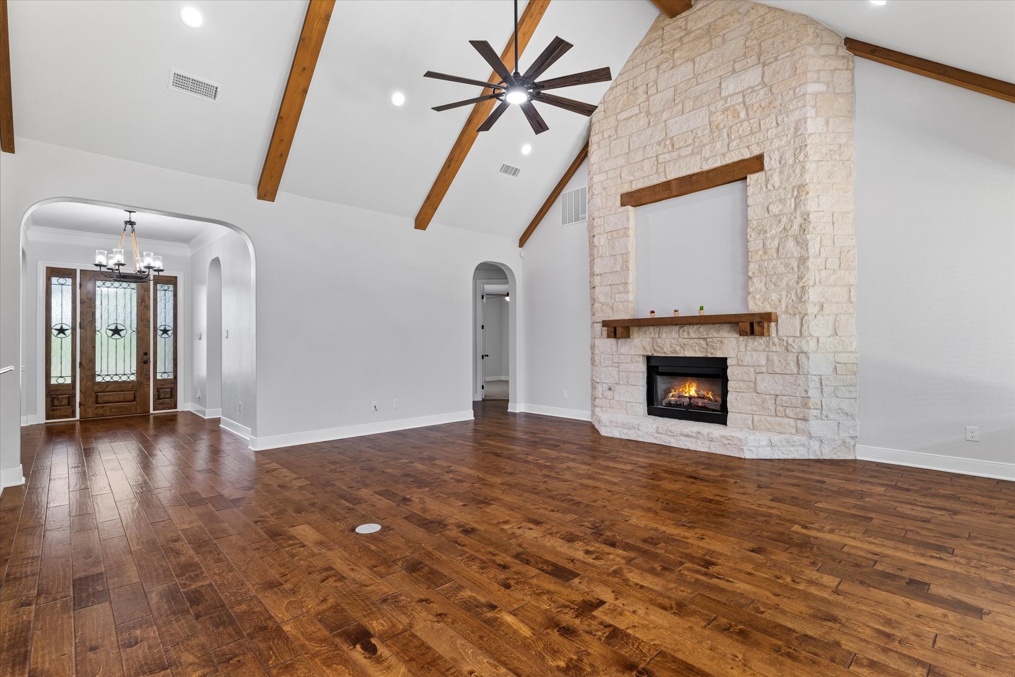 402 N Parkway Drive Alvarado TX 76009