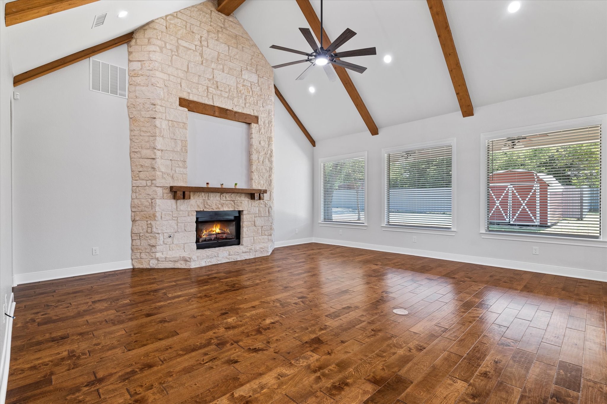 402 N Parkway Drive Alvarado TX 76009