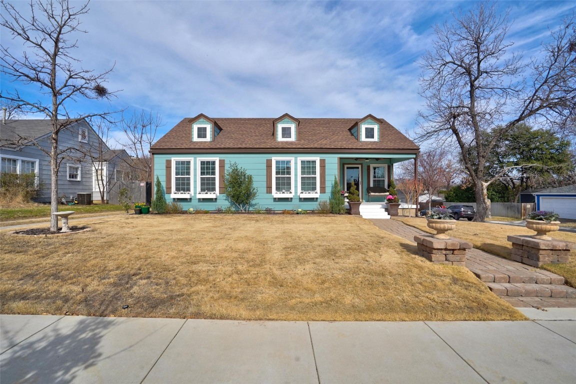 5000 Calmont Avenue Fort Worth TX 76107
