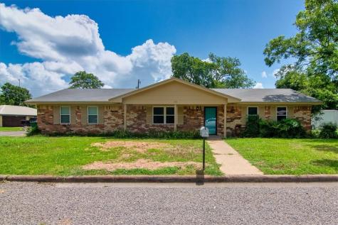 106 Dixon Drive Gatesville TX 76528