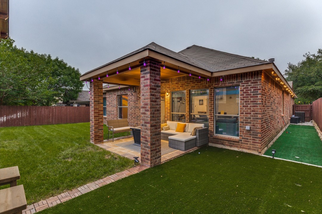 9348 Moncrief Street Fort Worth TX 76244