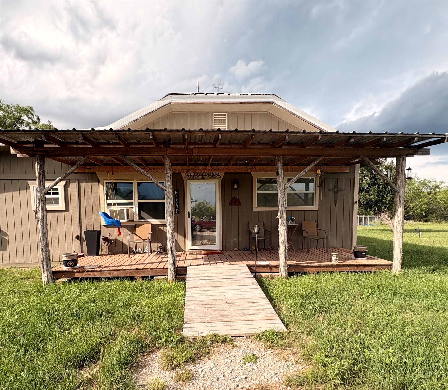 1117 N Tiffin Road Ranger TX 76470