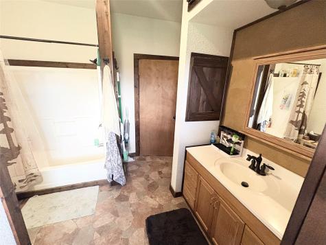 1117 N Tiffin Road Ranger TX 76470