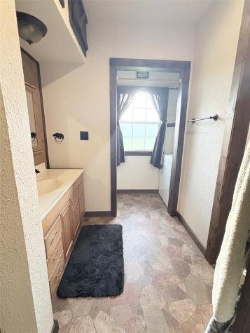 1117 N Tiffin Road Ranger TX 76470