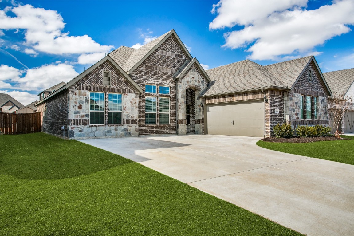 1109 Wyndbrook Drive Justin TX 76247