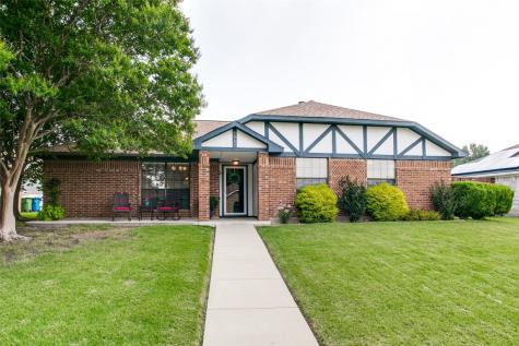1557 Autumn Breeze Lane Lewisville TX 75077