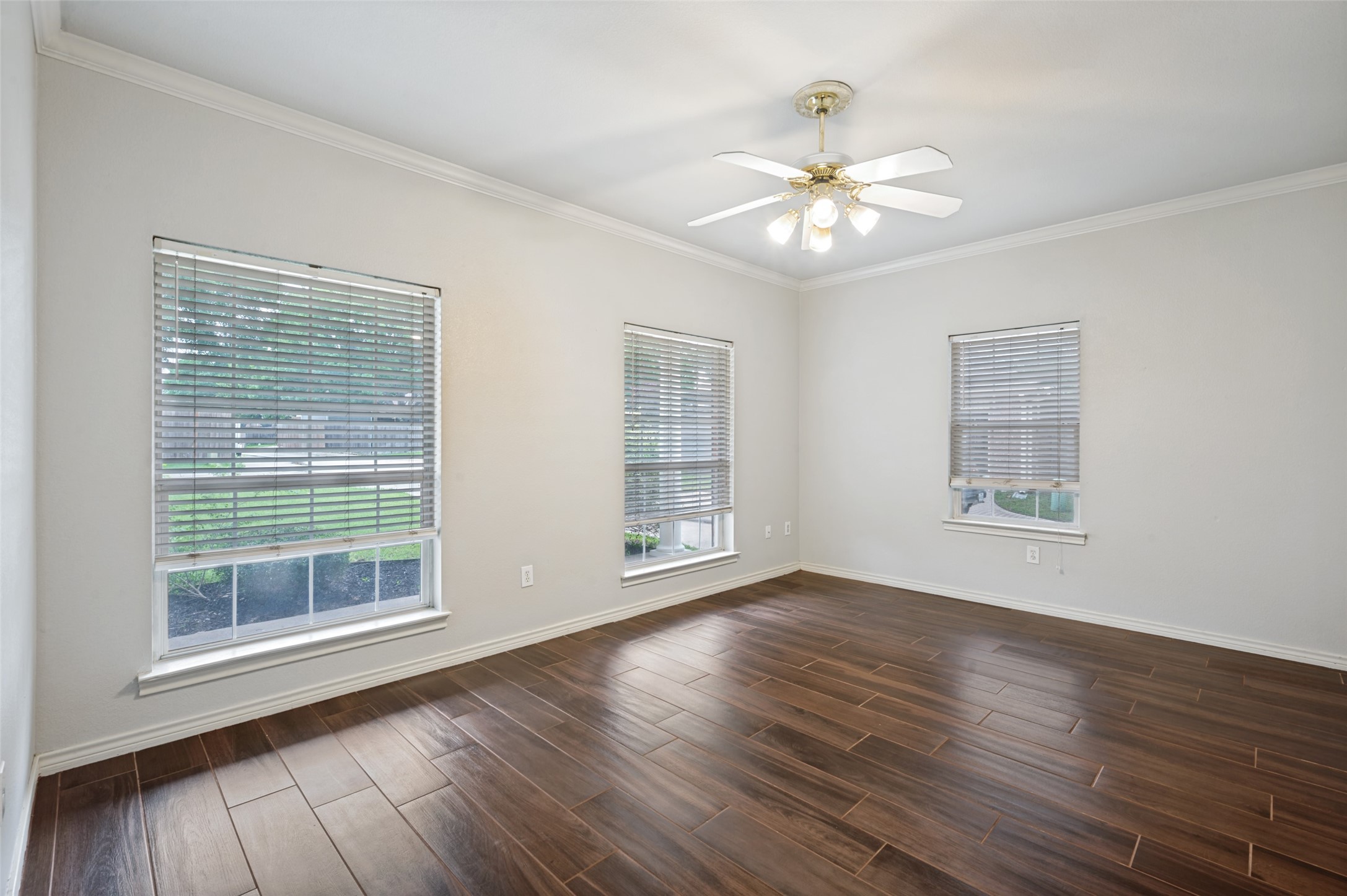 1156 Bent Oaks Drive Denton TX 76210