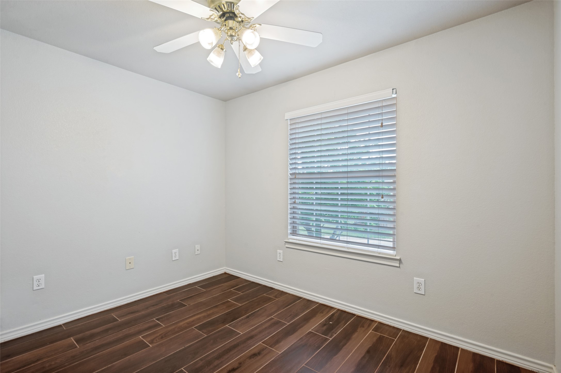 1156 Bent Oaks Drive Denton TX 76210
