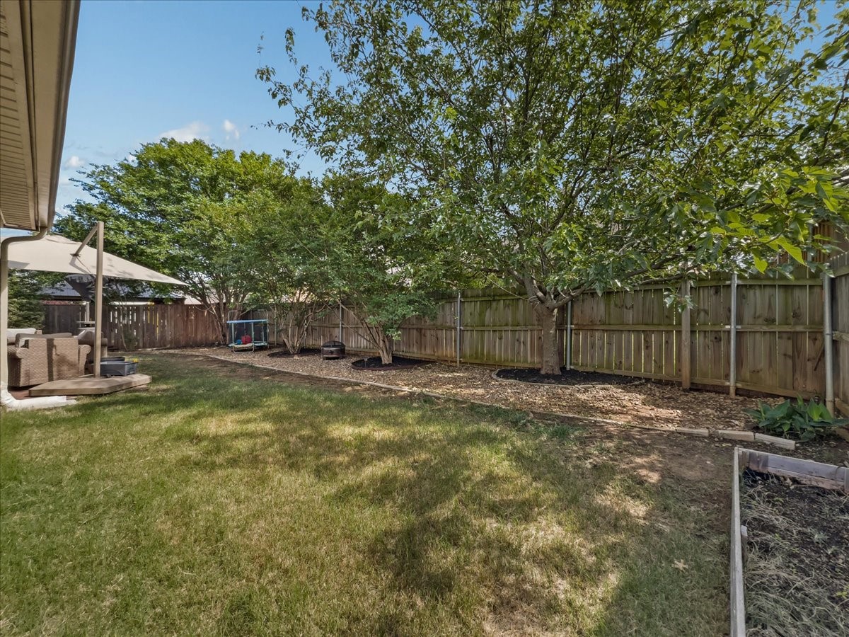 2514 Mustang Drive Arlington TX 76001