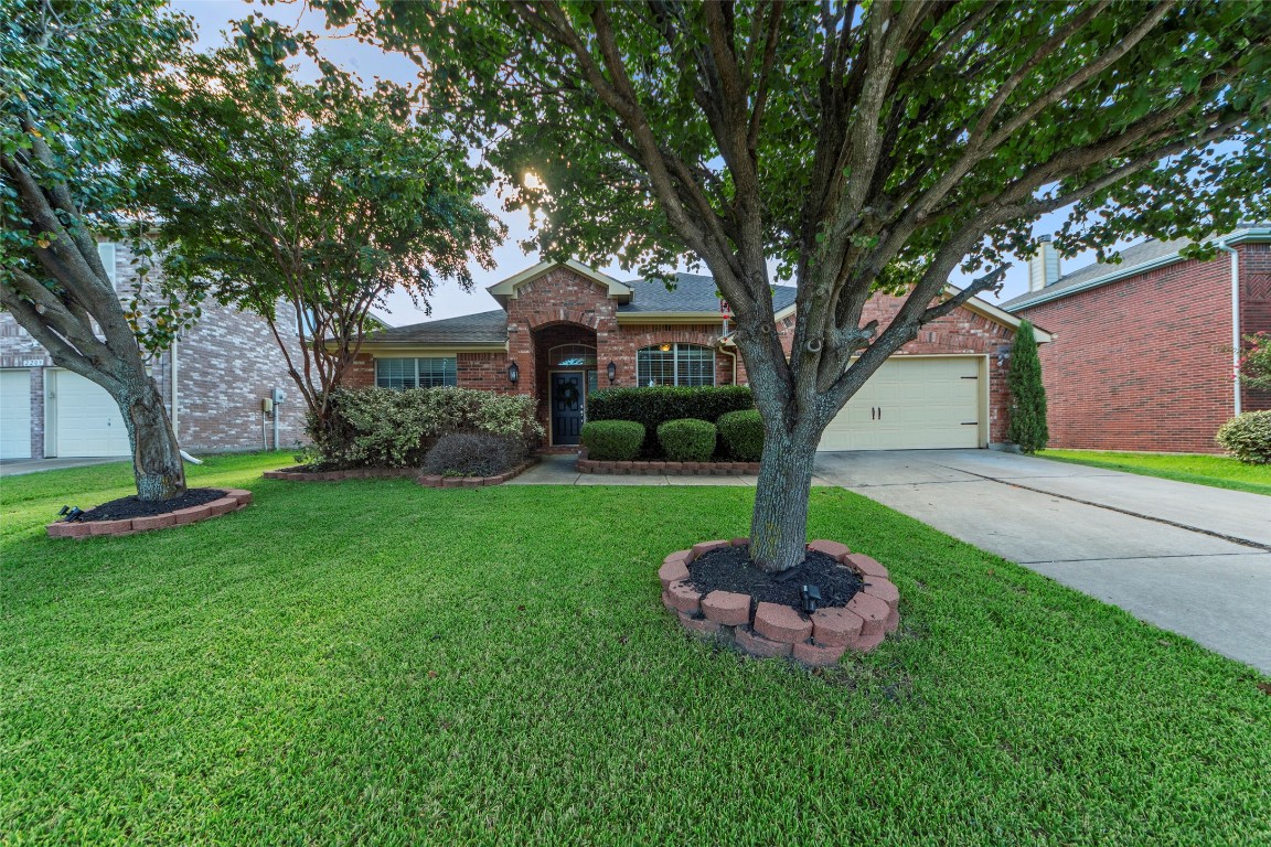2205 Green Hill Drive Forney TX 75126