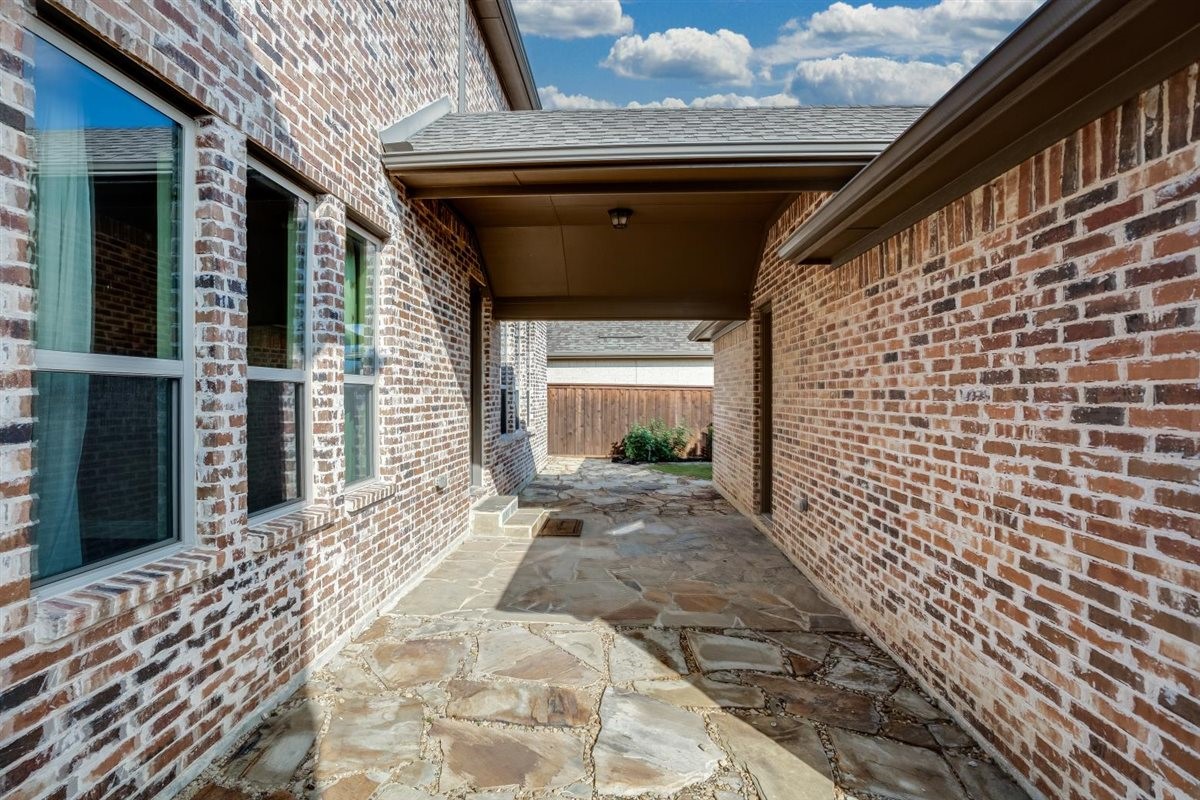 1516 Colorado Ruby Court Arlington TX 76005