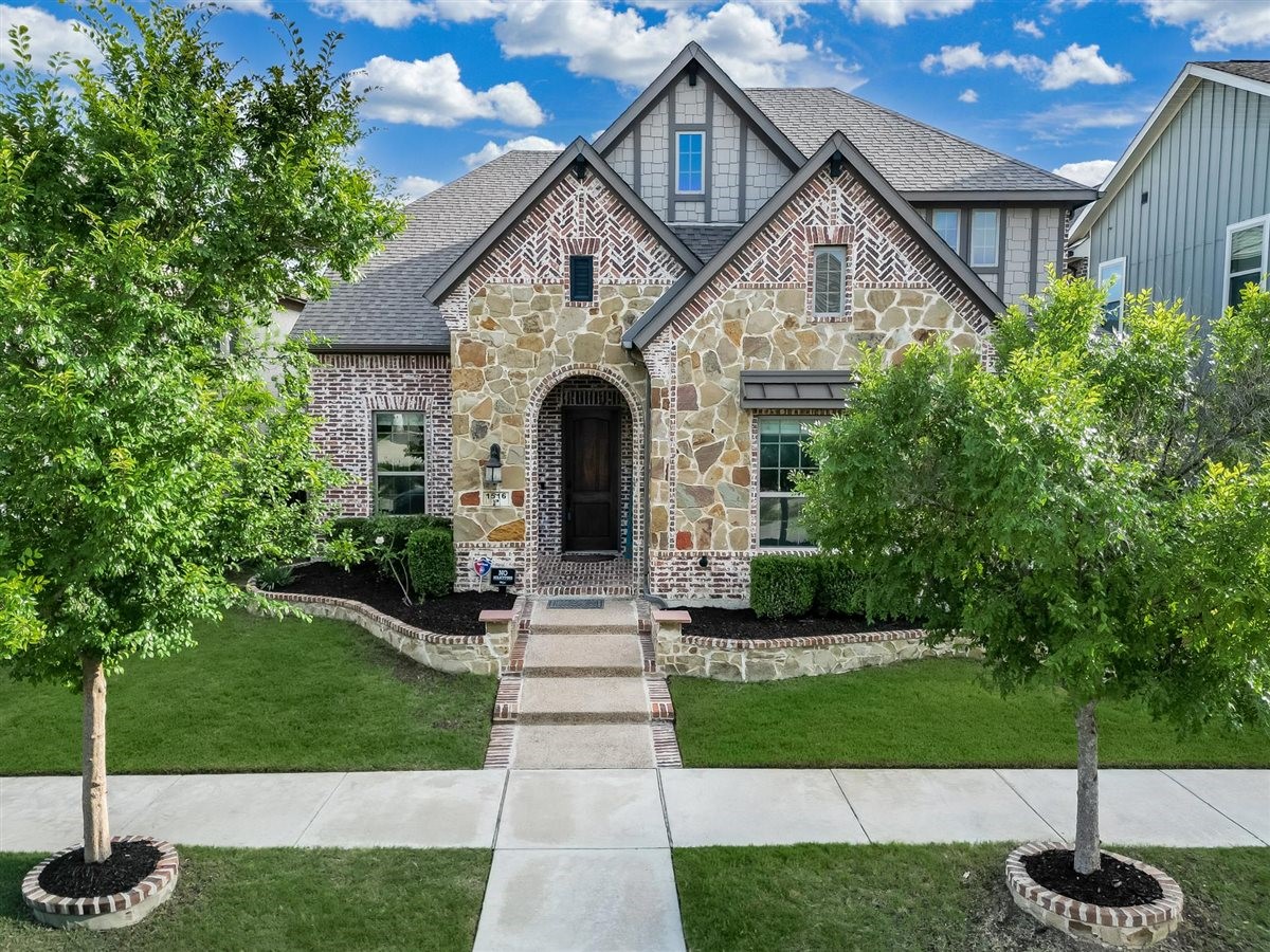 1516 Colorado Ruby Court Arlington TX 76005