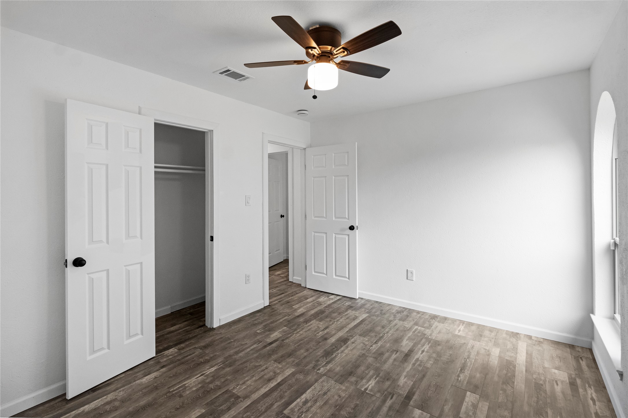 4301 Middlebrook Drive Arlington TX 76016
