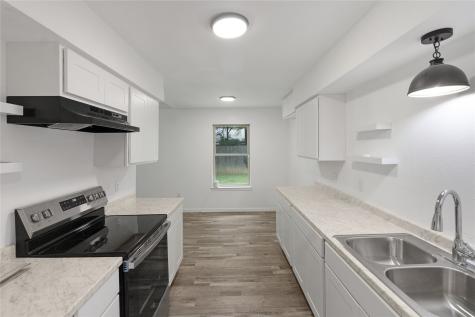 4301 Middlebrook Drive Arlington TX 76016