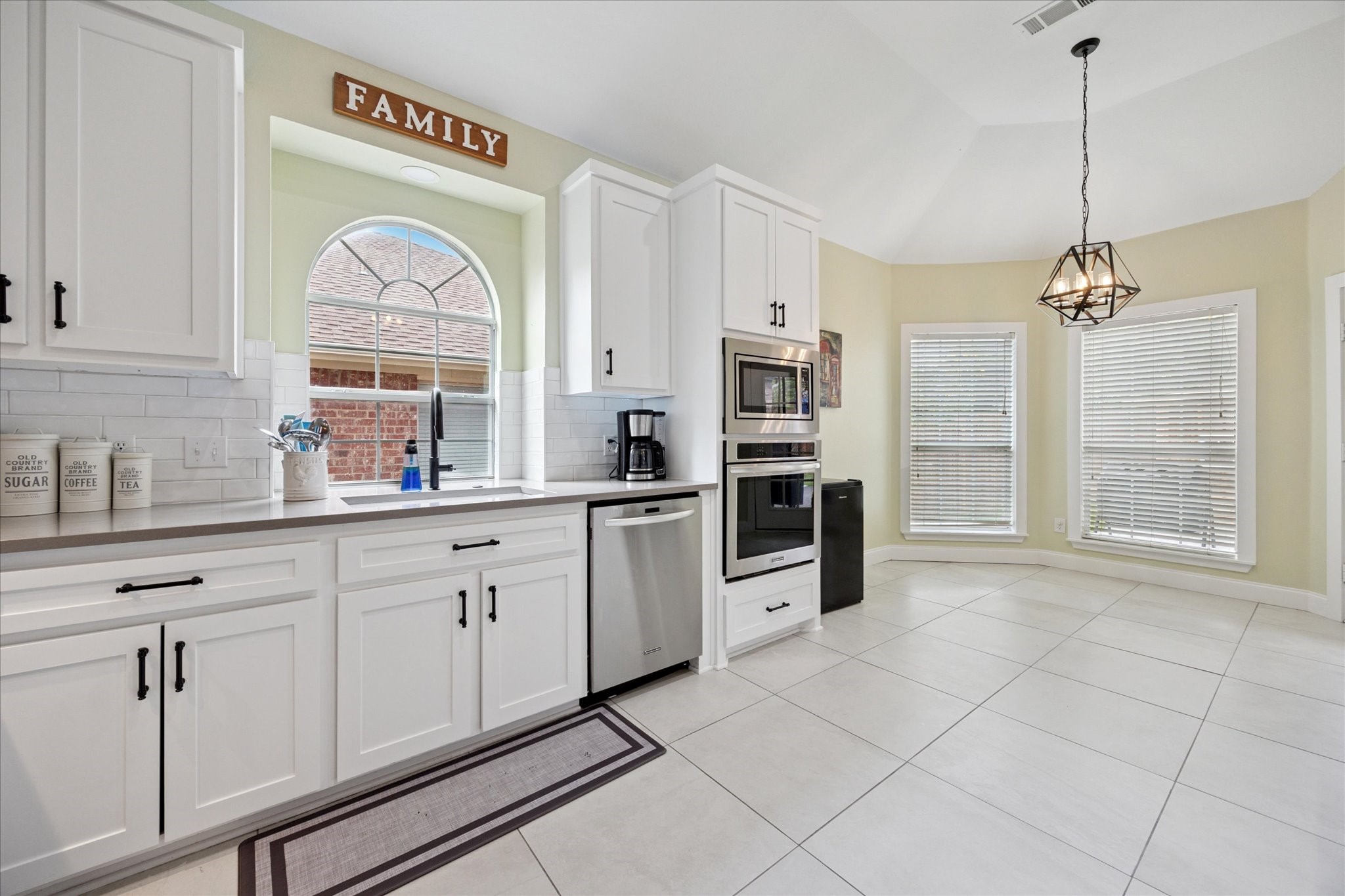 9105 Hawley Drive Fort Worth TX 76244