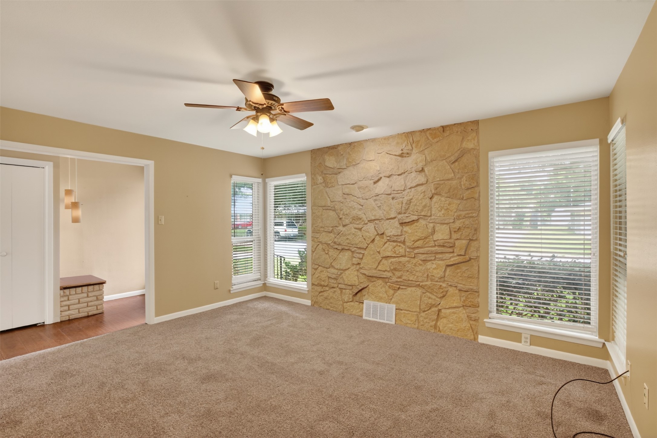 1608 Freeman Court Arlington TX 76013