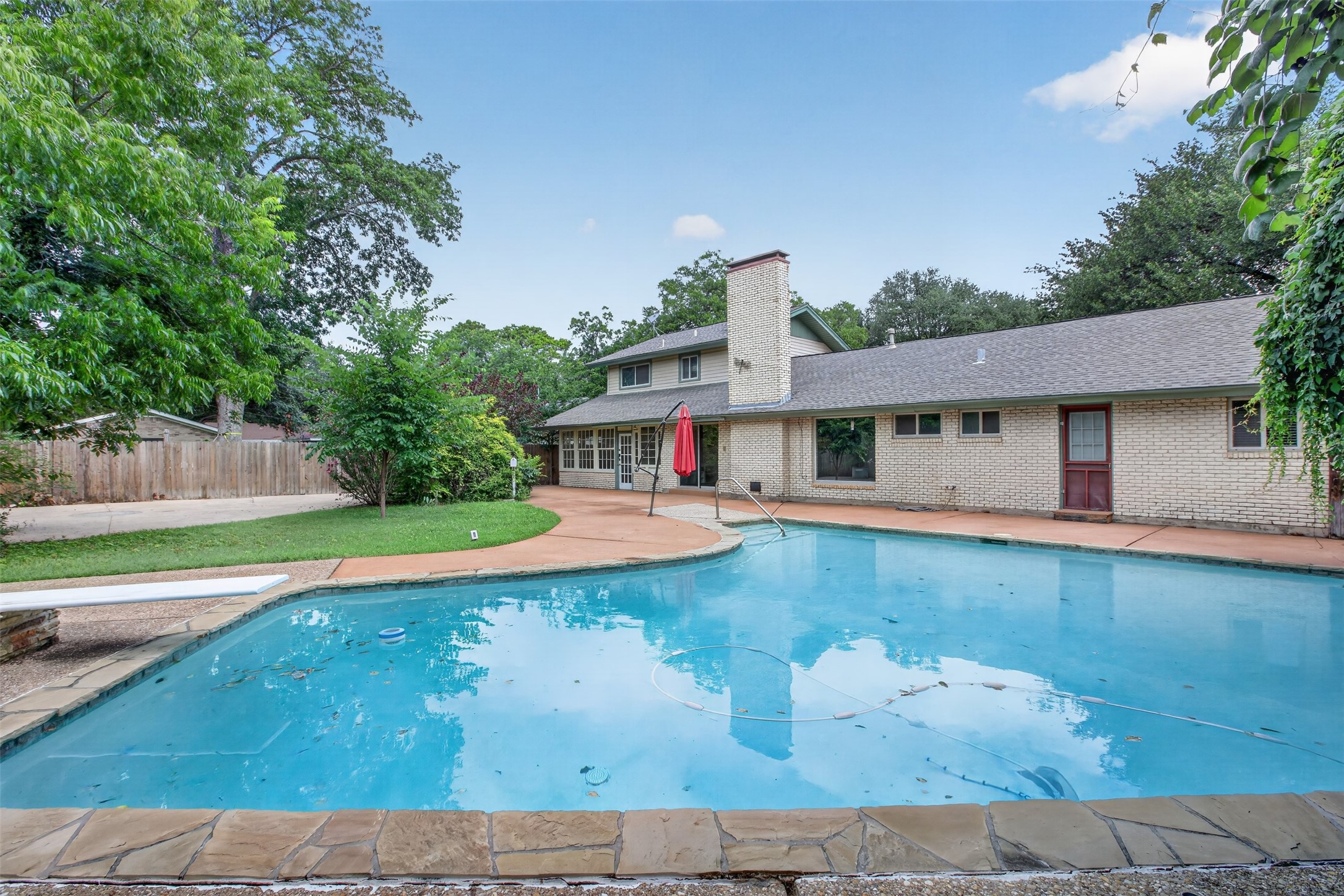 1608 Freeman Court Arlington TX 76013