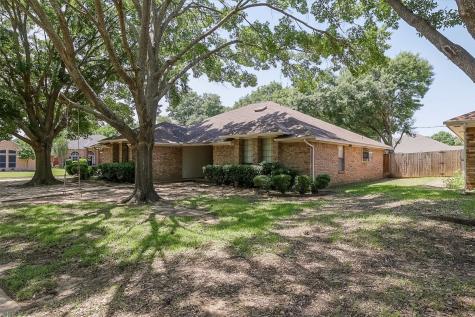901 Willow Creek Drive Mansfield TX 76063
