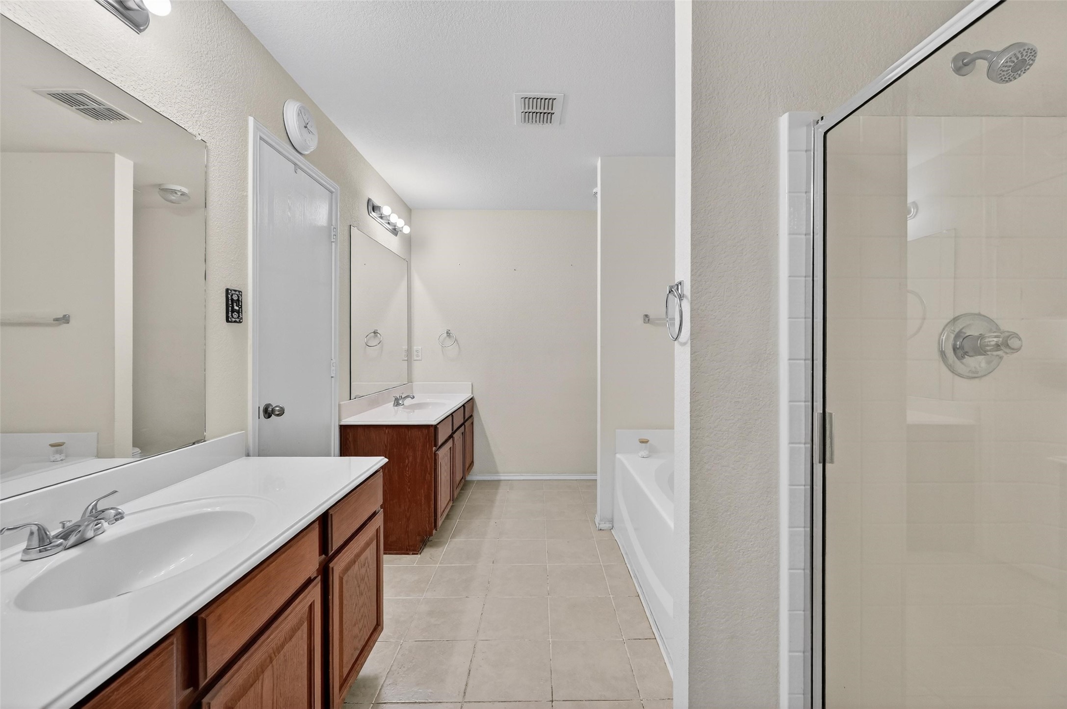 7424 Lake Front Trail Arlington TX 76002