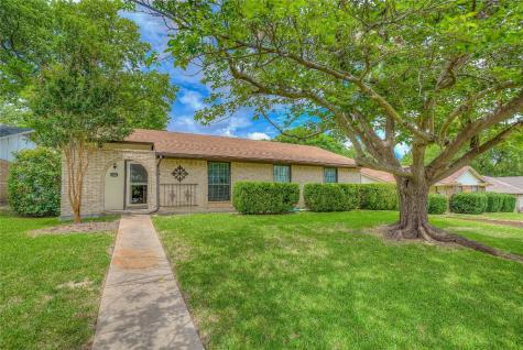 317 Brookview Drive Garland TX 75043