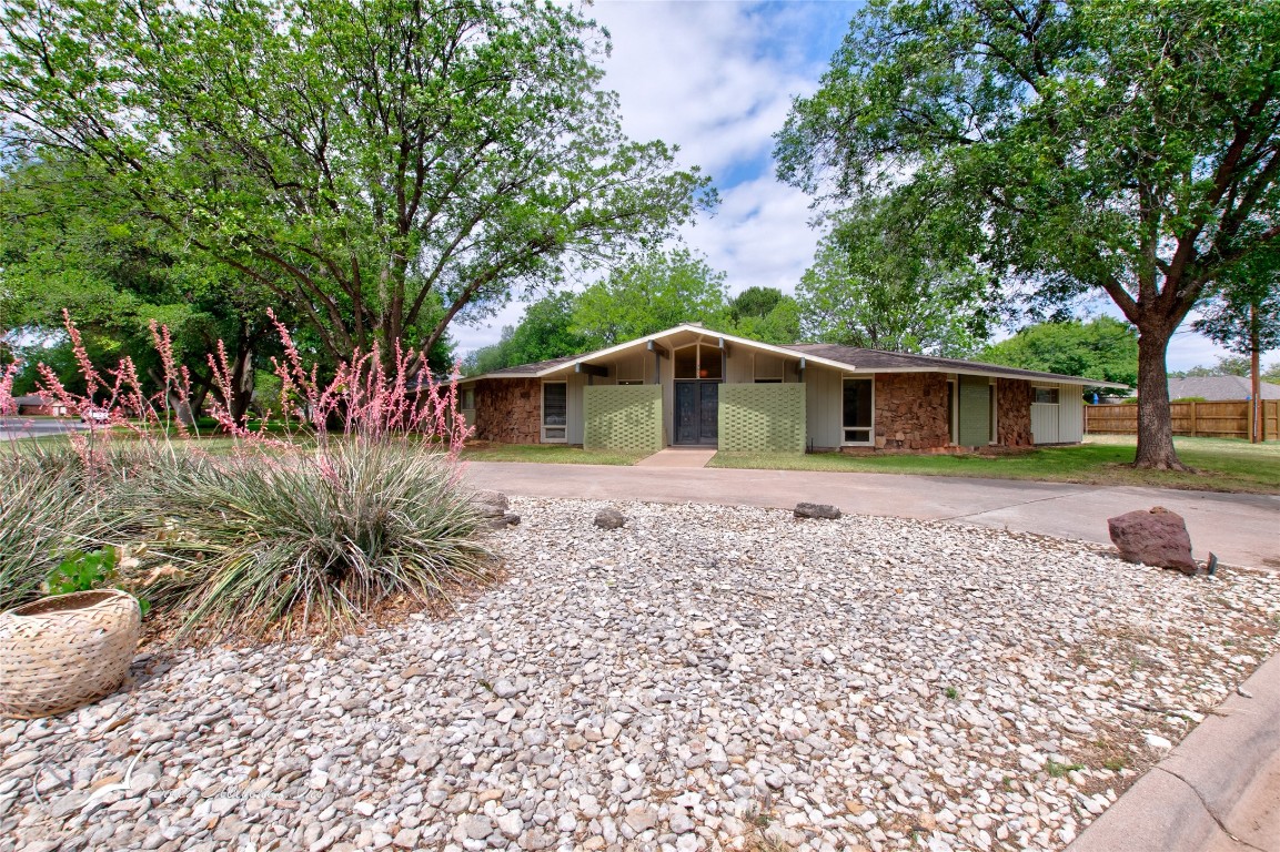 2034 Robin Road Abilene TX 79605