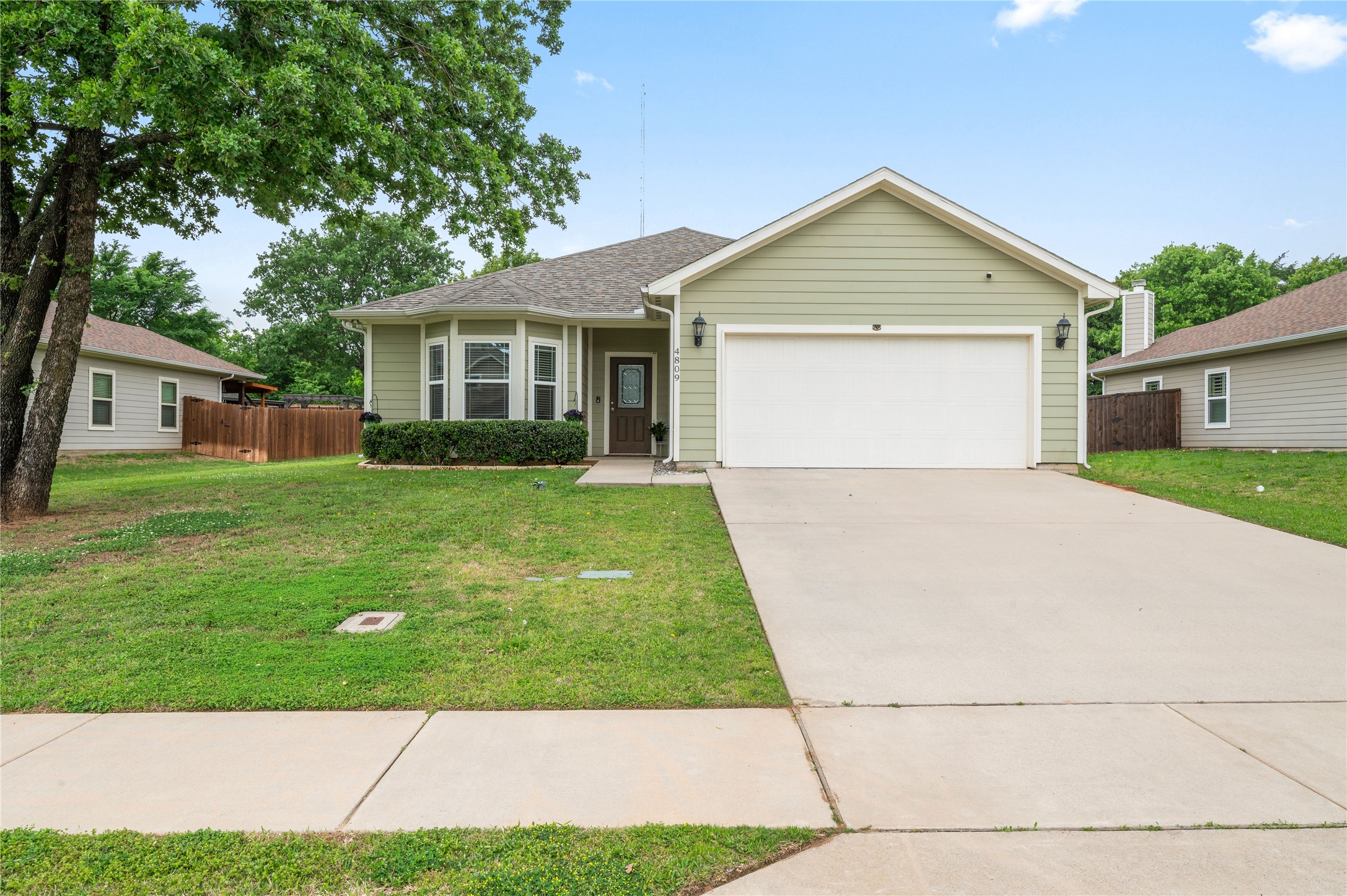 4809 Pinnacle Place Denison TX 75021