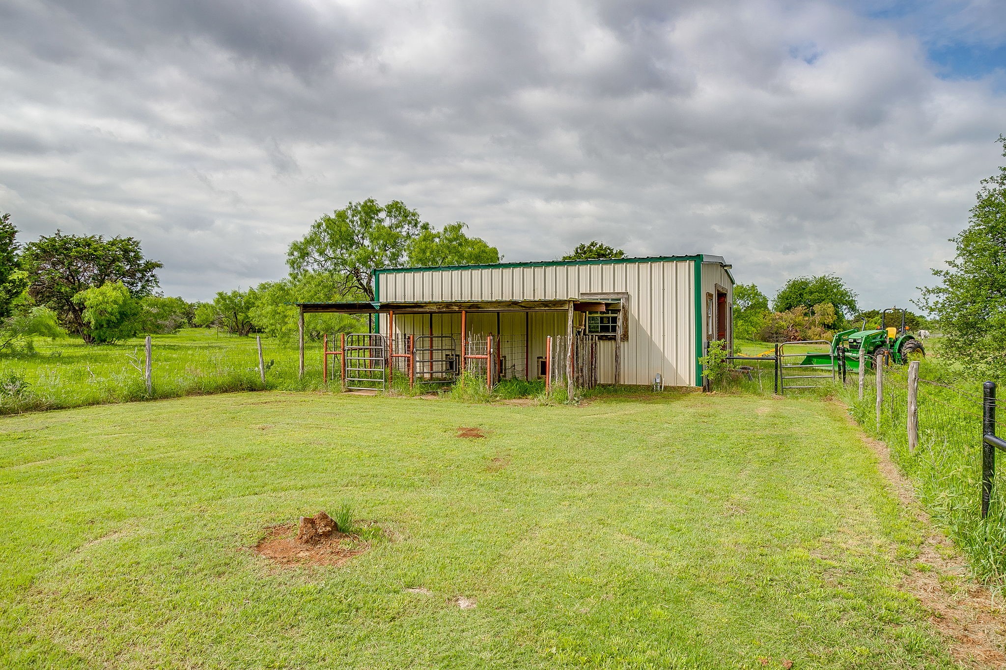 13450 Sh 254 Graford TX 76449