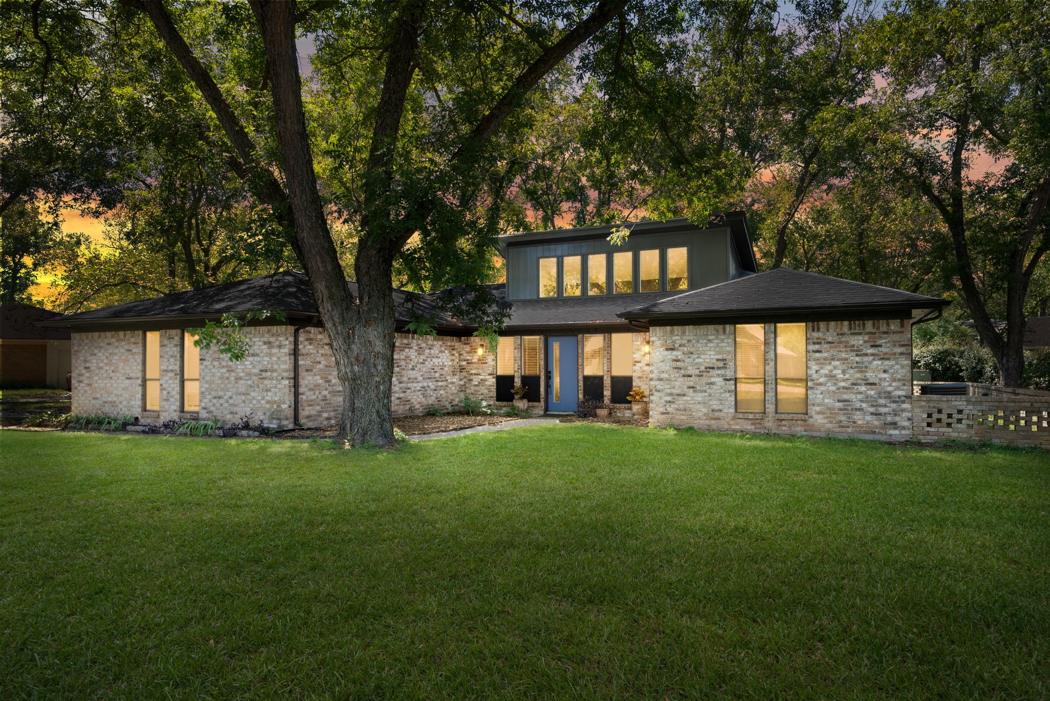 8904 N Longwood Drive Granbury TX 76049