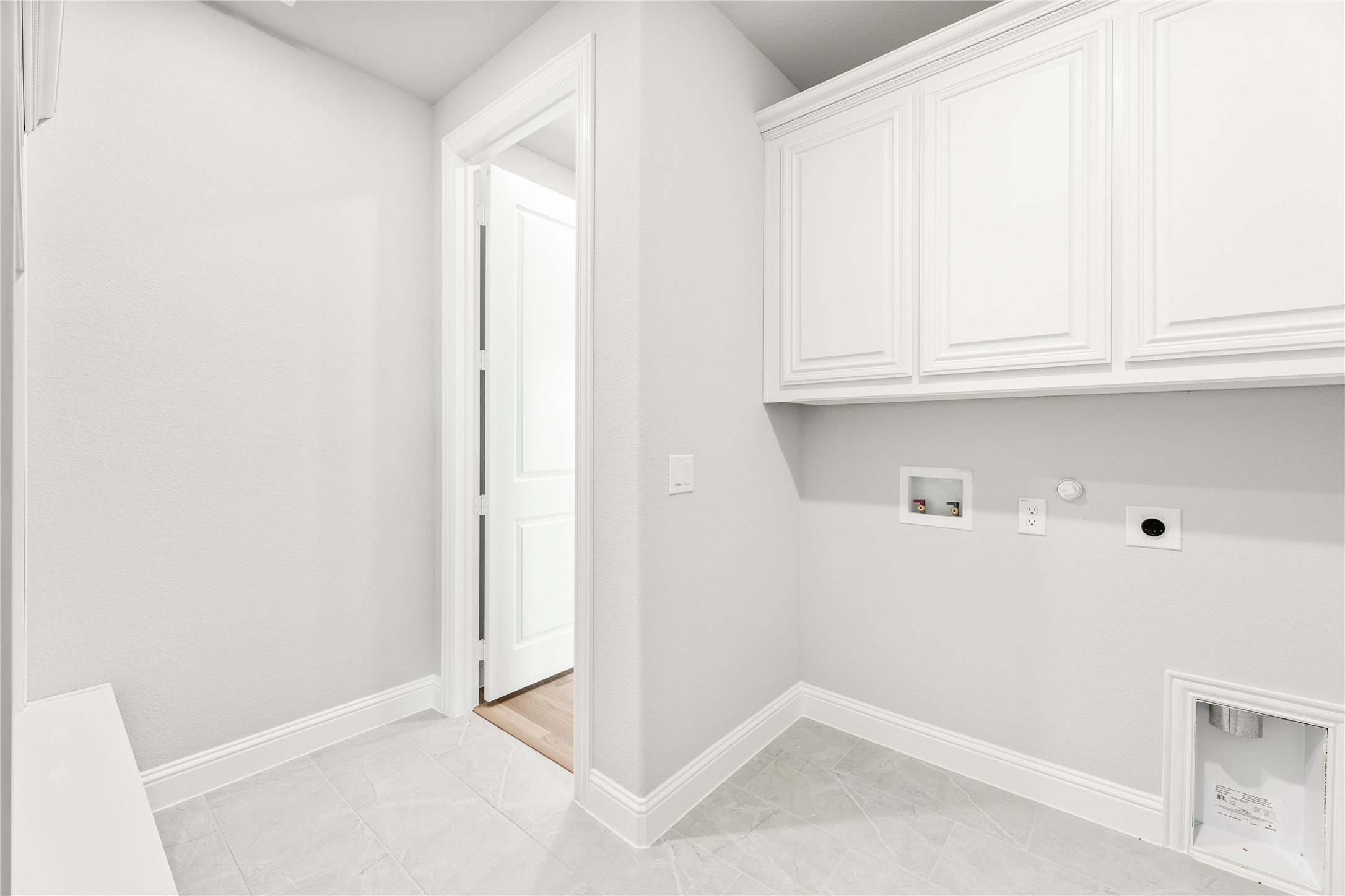 683 Crystal Lake Lane Red Oak TX 75154