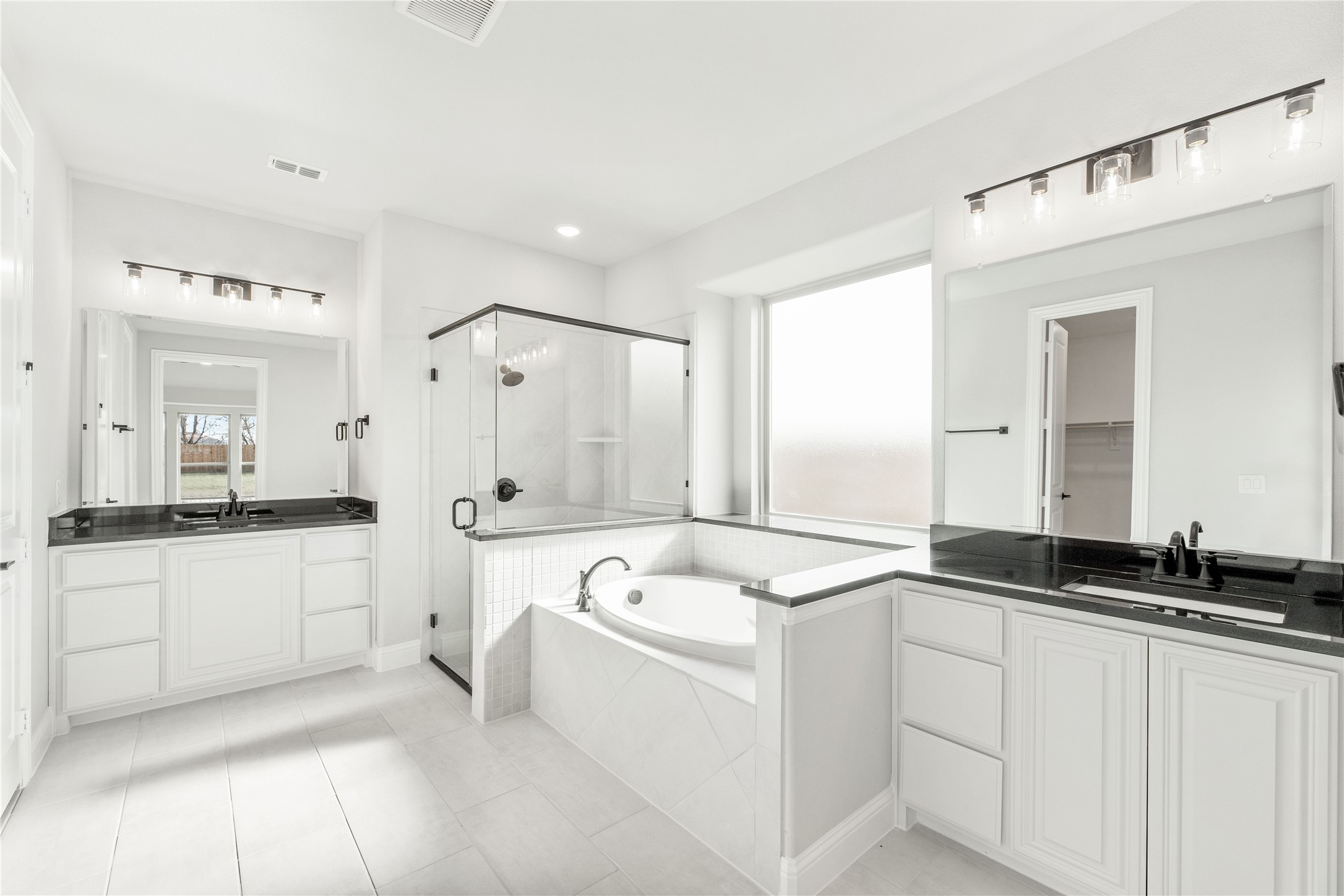 683 Crystal Lake Lane Red Oak TX 75154