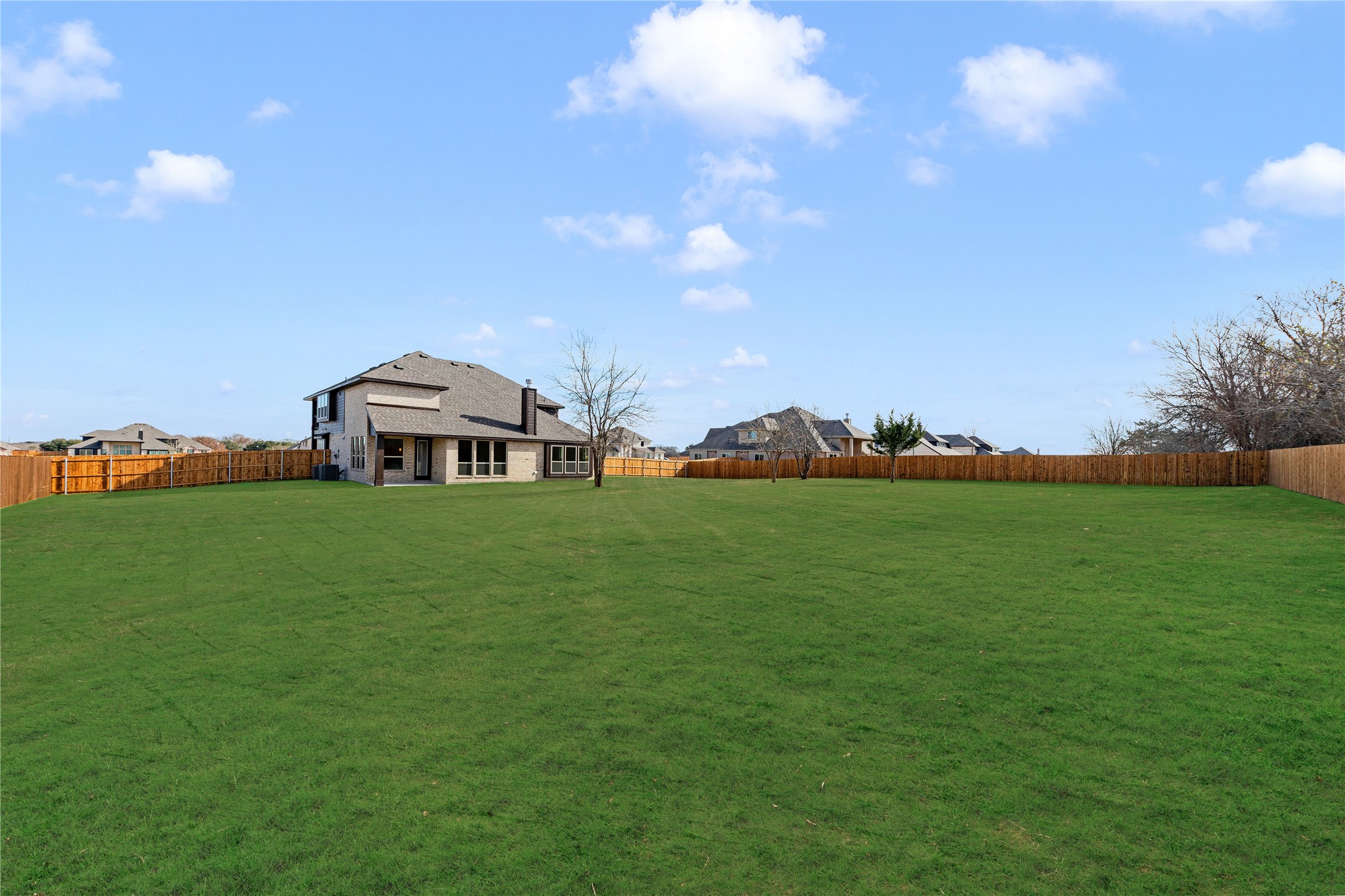 683 Crystal Lake Lane Red Oak TX 75154