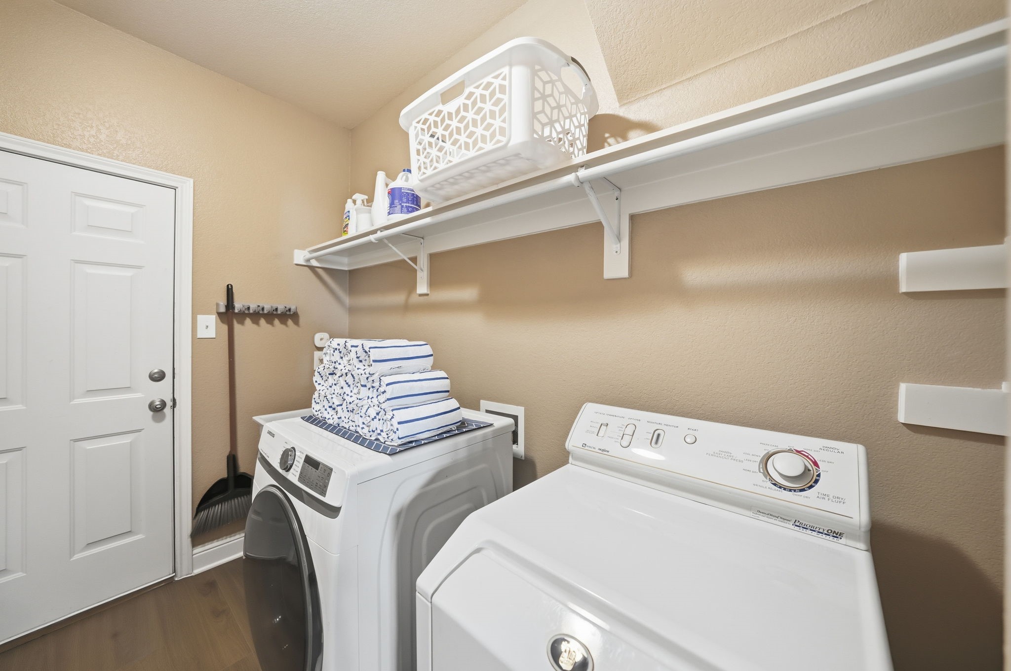 19022 Tennis Court Drive Kemp TX 75143