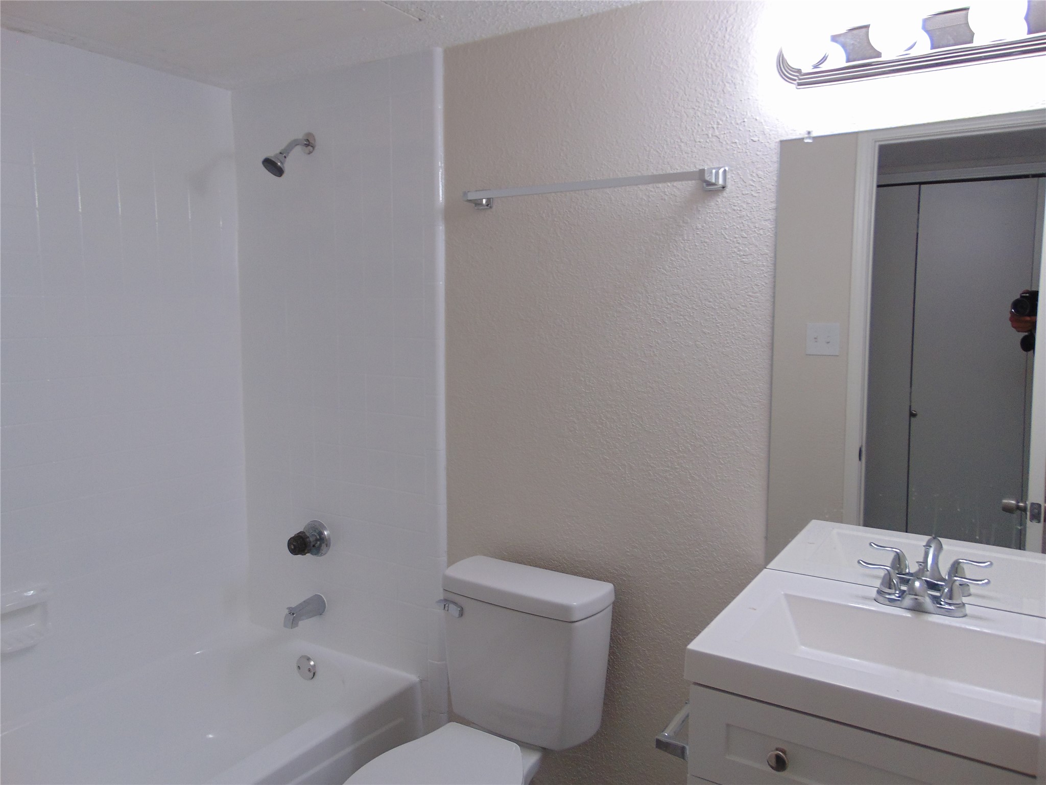 1012 Opal Drive Desoto TX 75115