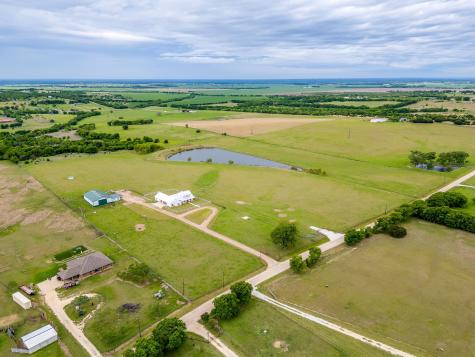 375 J B Vandiver Loop Moody TX 76557