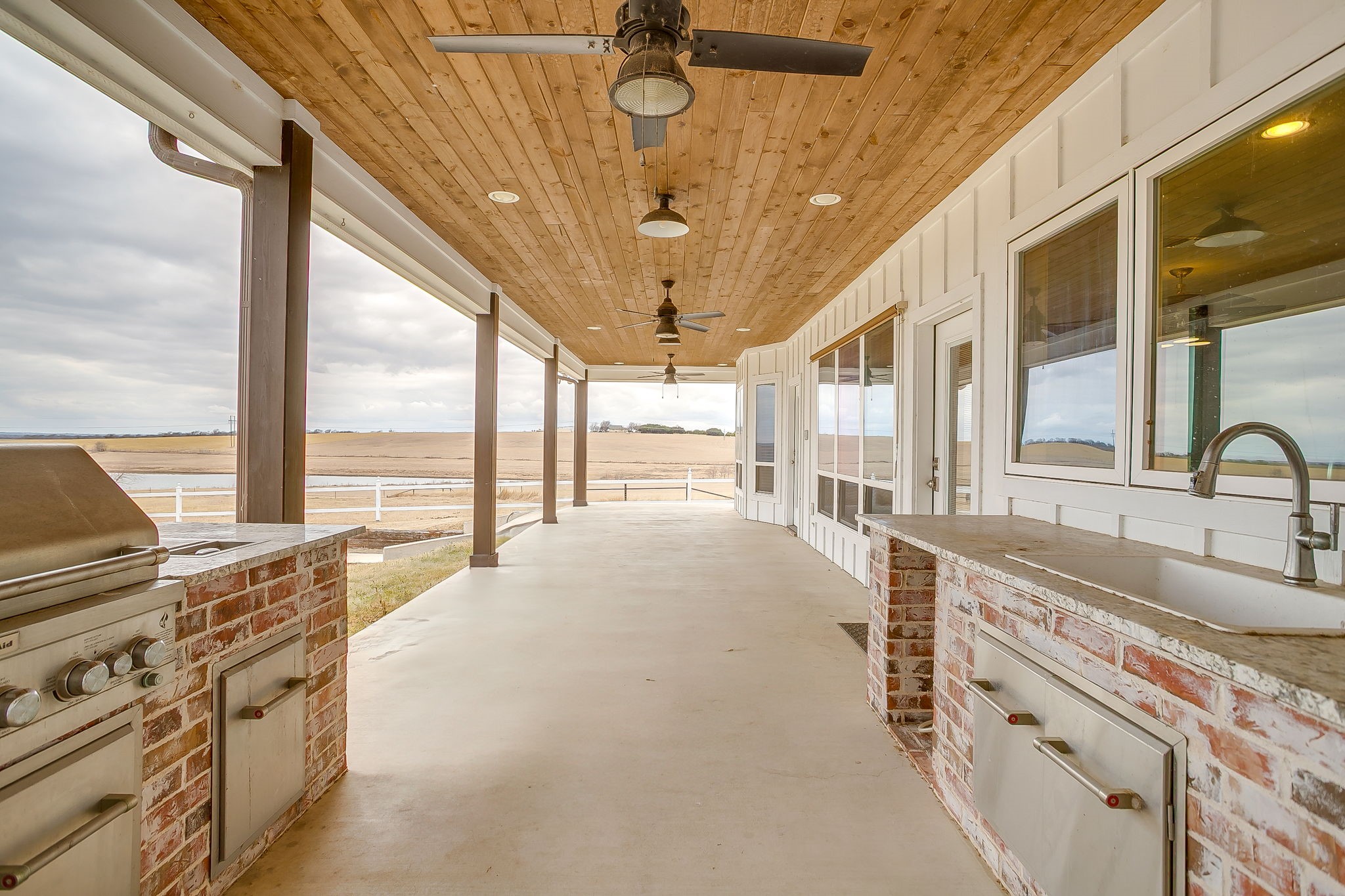 375 J B Vandiver Loop Moody TX 76557
