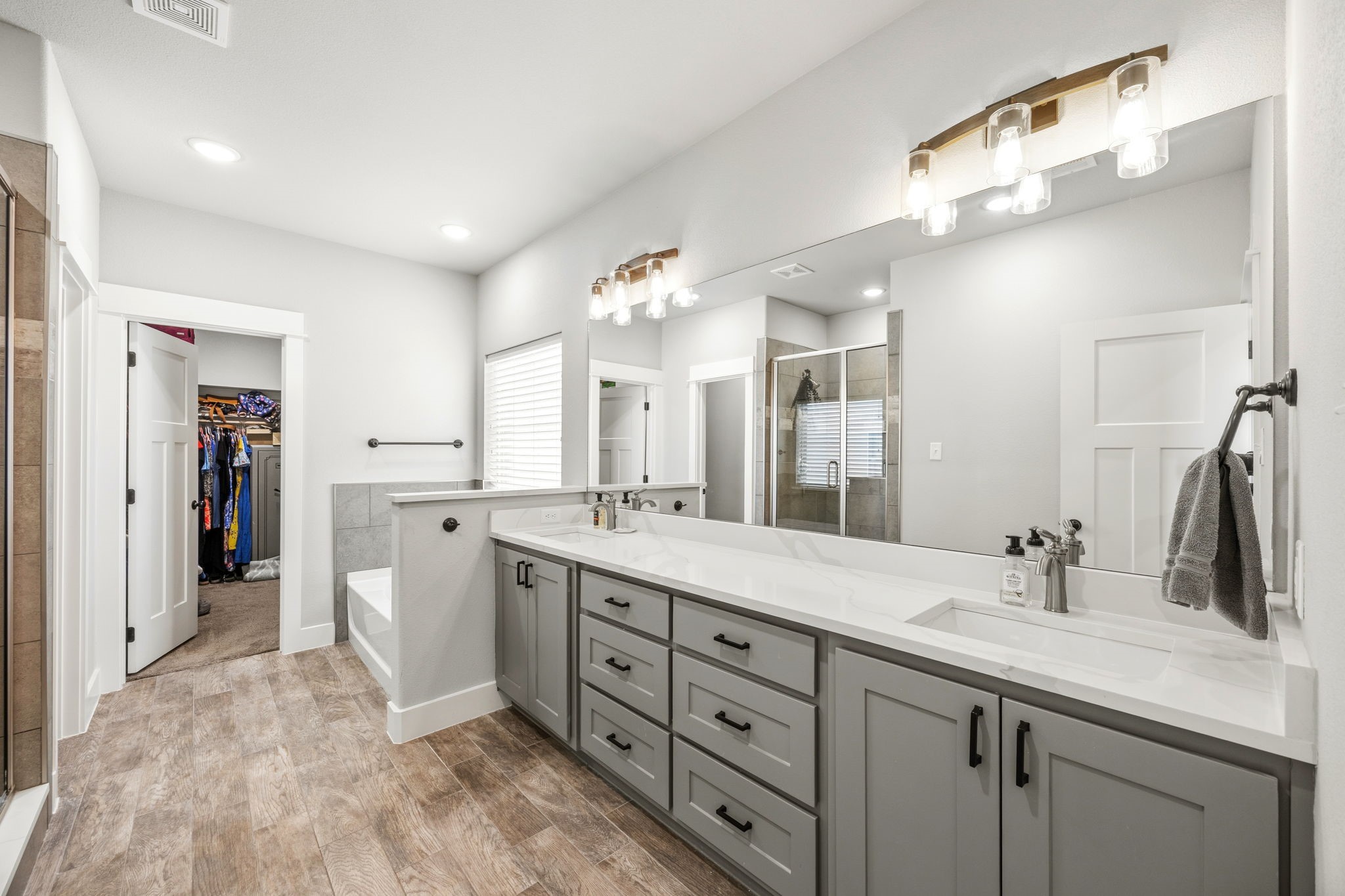 5244 Fm 1571 Lone Oak TX 75453
