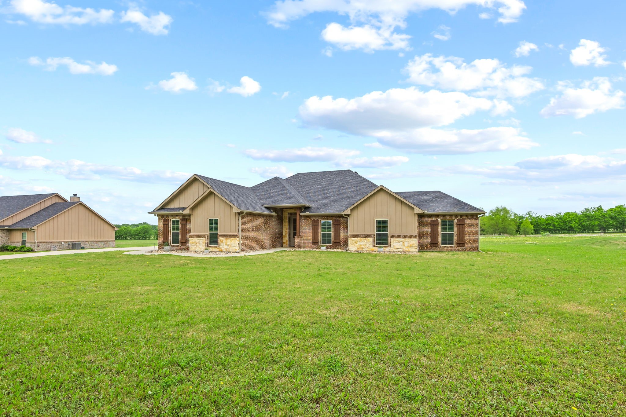 5244 Fm 1571 Lone Oak TX 75453