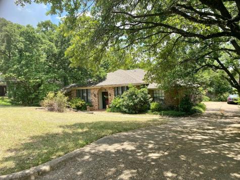 406 Rockgate Court Arlington TX 76011