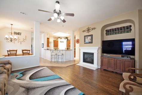 493 Franklin Street Fate TX 75189