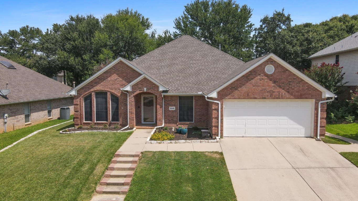 8645 Madison Drive North Richland Hills TX 76182