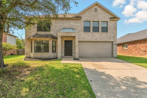5204 Blue Circle Haltom City TX 76137