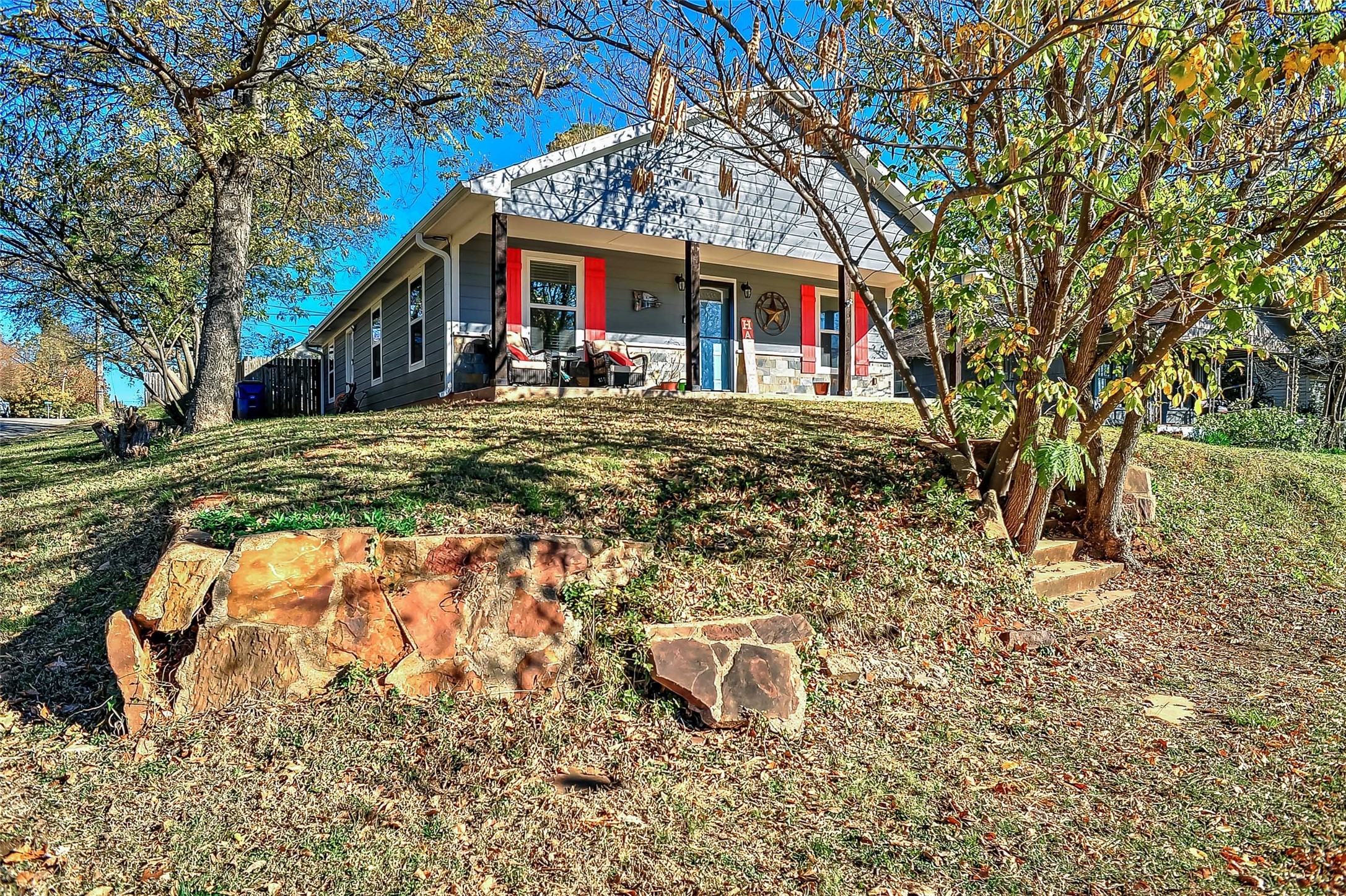 1231 W Chestnut Street Denison TX 75020