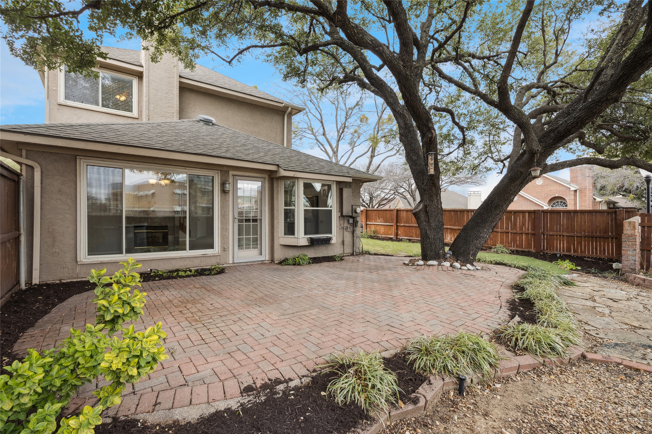 356 Arbor Court Euless TX 76039
