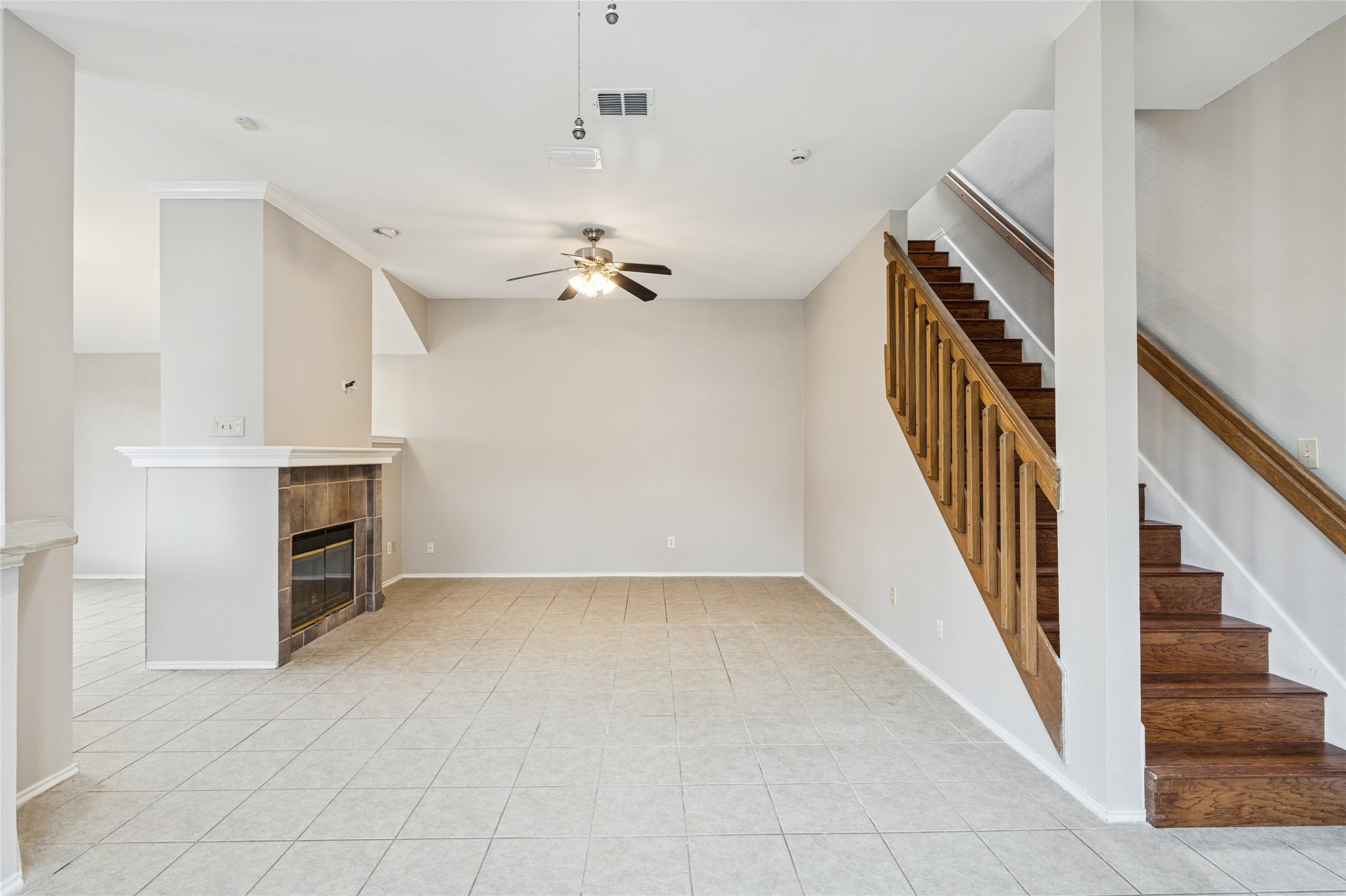356 Arbor Court Euless TX 76039